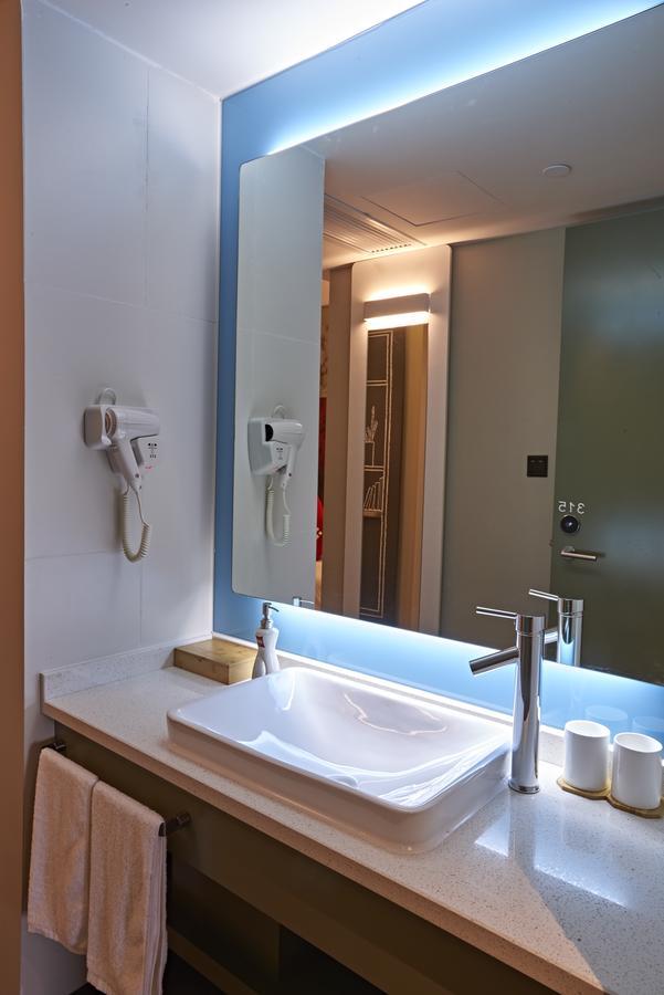 Ibis Wenzhou Ariport Avenue Hotel Ngoại thất bức ảnh